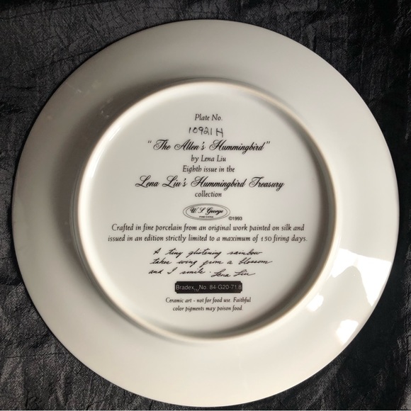 Collectible Decorative Plates: Lena Liu’s Hummingbird Treasury Set of 6 - Picture 15 of 17